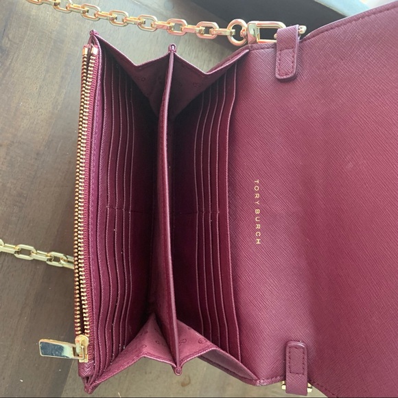 Tory Burch Robinson tiny purse on gold chain